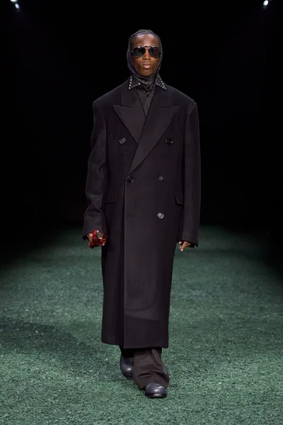 Look 57